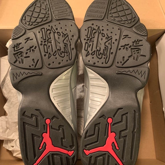 SOLD **DS/New Air Jordan 9 “Johnny Kilroy” - Picture 4 of 5